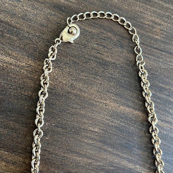 Target necklace - Picture 3 of 3